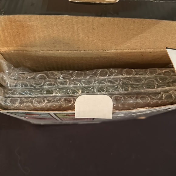 Set of 4 NIB Prima Donna Neo-Classic collection - Picture 5 of 5